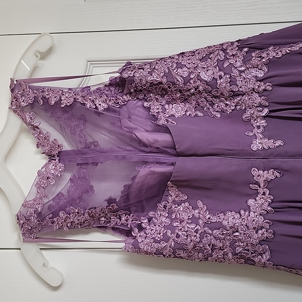 Decode 1.8 Mauve Maxi Evening Gown 💜 - Picture 11 of 17